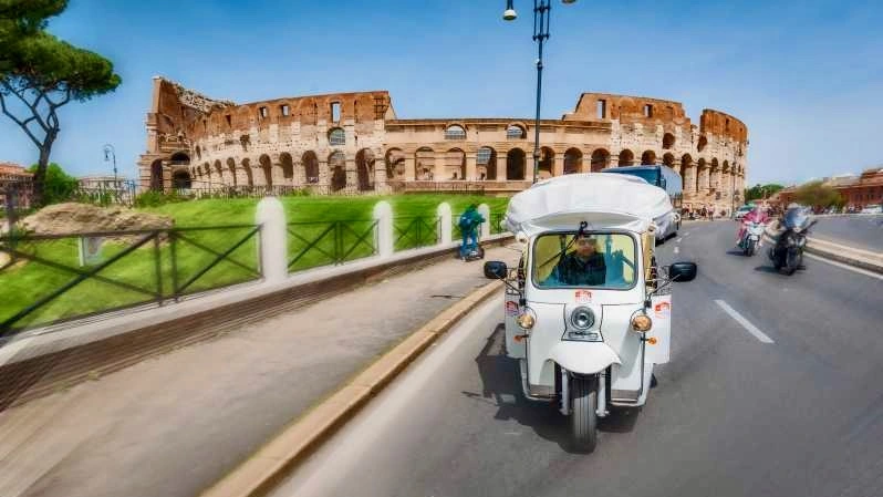 giro in tuk tuk a Roma