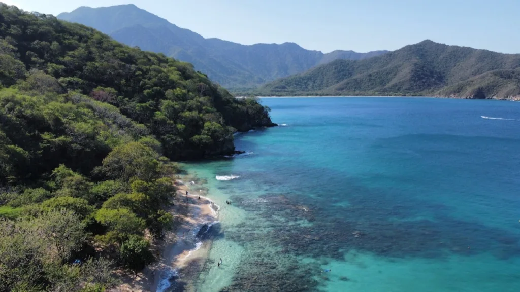 Playa Cristal Santa Marta Colombia